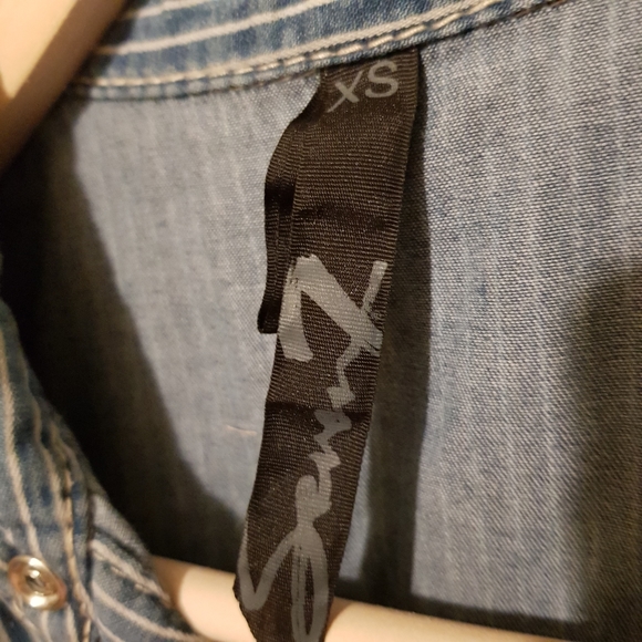 Blue white stripe sleeveless snap-down tank XS - Picture 3 of 4